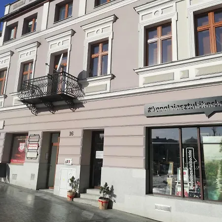 Klimatyczny Przy Bochenskim Rynku.