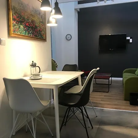 Apartment Klimatyczny Przy Bochenskim Rynku. *